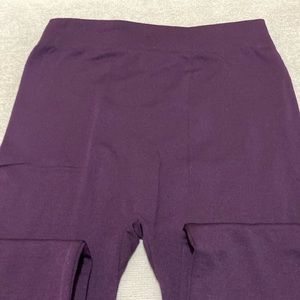 NWT Gold Medal Fleece Lined Eggplant Leggings. Size s/m